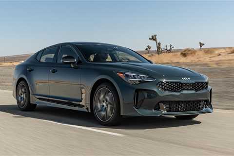 2022 Kia Stinger GT-Line 2.5T First Test: Can a New Base Engine Save It?