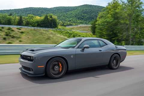 The Dodge Challenger SRT Hellcat''s Manual Transmission Is Back After a Brief Vacation