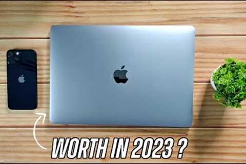 Apple MacBook Air M1 In 2023 : Should You Buy Or Not ?