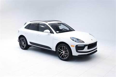 2022 Porsche Macan Review - Macan Review