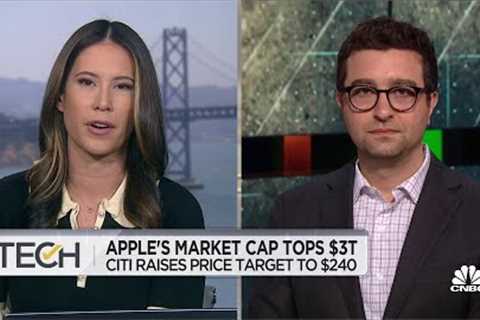 Apple''s market cap tops $3 trillion