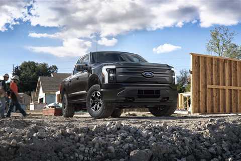 Ford F-150 Lightning production restarts March 13, no recall yet