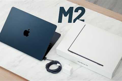 MacBook Air M2 MIDNIGHT Unboxing and Setup - 2022