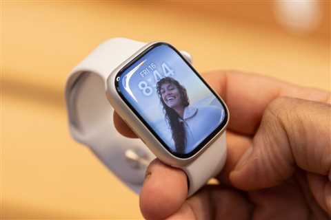 Sources: Apple will reintroduce widgets in watchOS 10 as a central part of Watch UI, a combination..