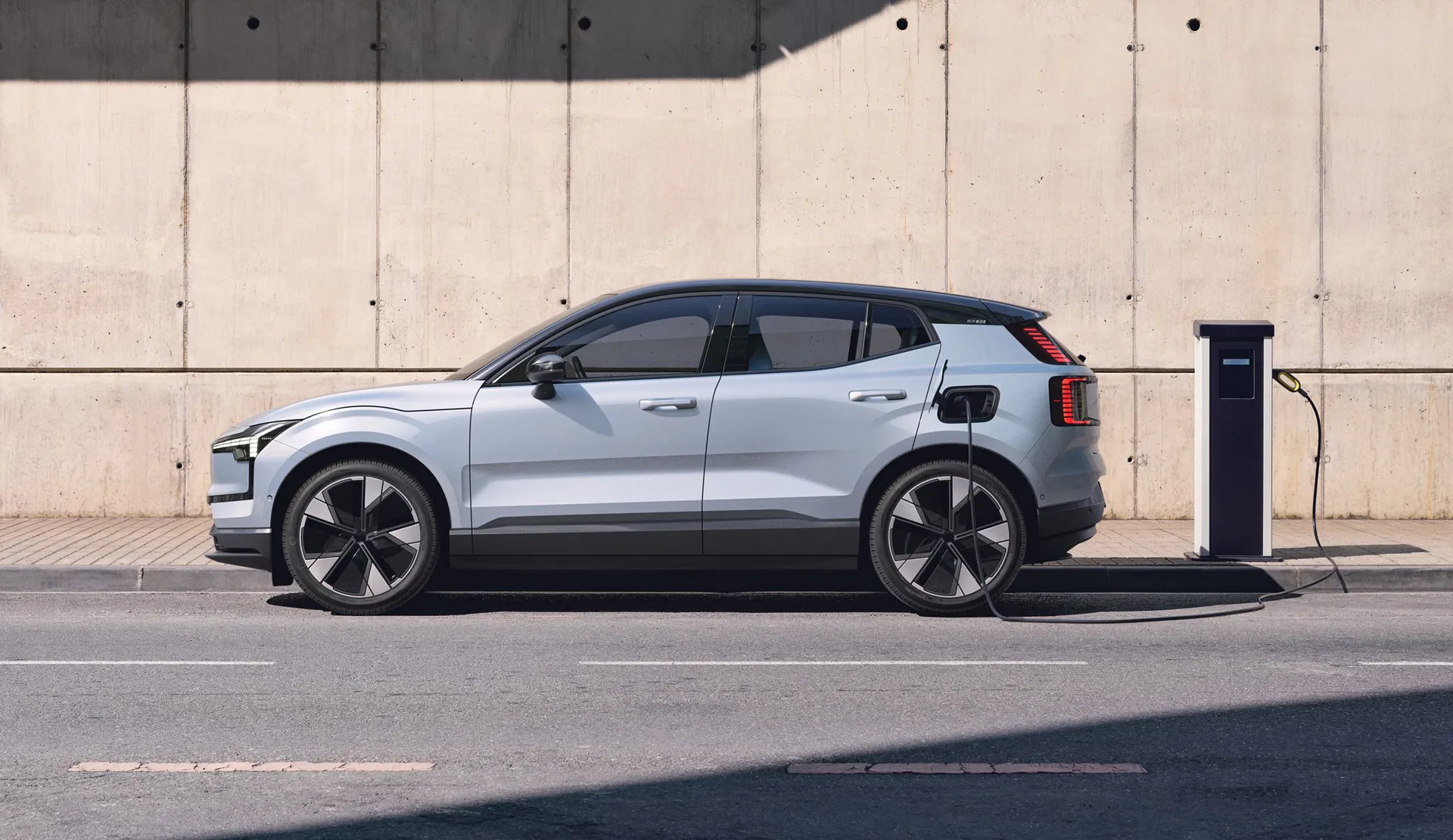 Volvo EVs will adopt Tesla charge port, get Supercharger access