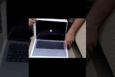 Unboxing Apple Mac Book Pro.. M1PRO