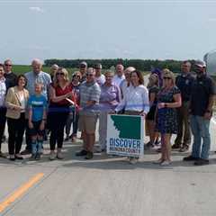 New Iowa Truck Road Unveiled at Missouri River Barge