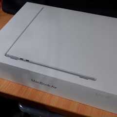 M4 MacBook Air Unboxing and Setup Montage